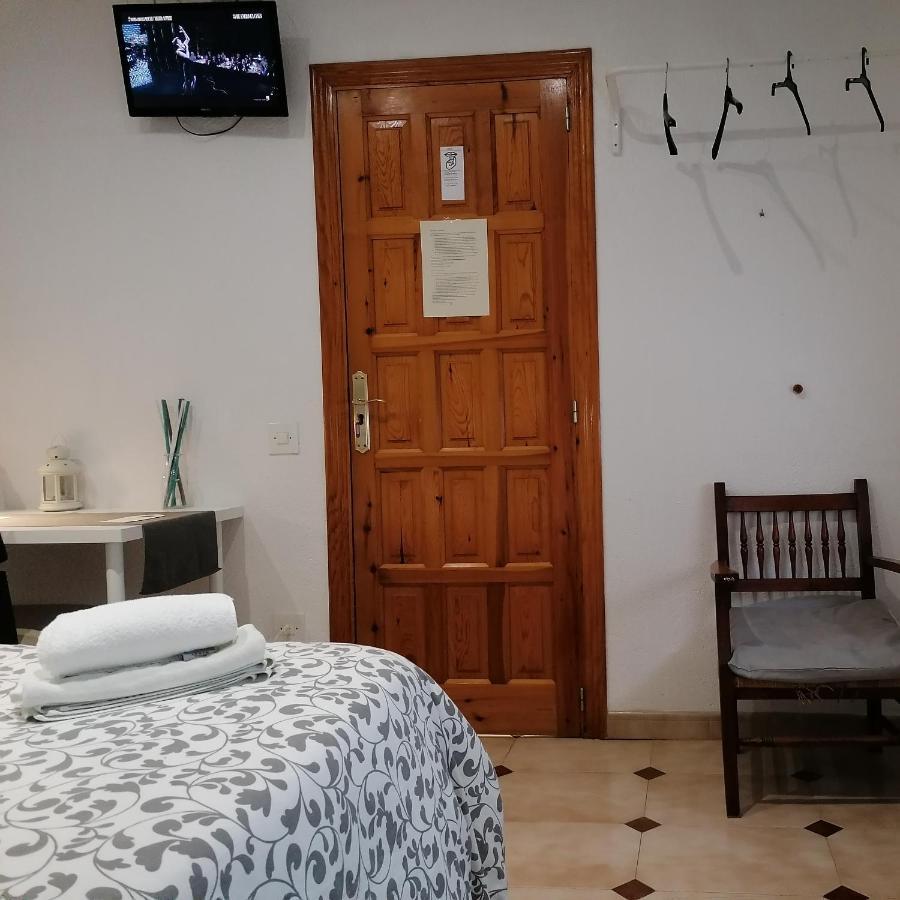 Отель Casa Angela Дельтебре Экстерьер фото